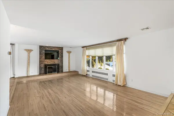 216-29 28th AVE, Bayside, NY 11360