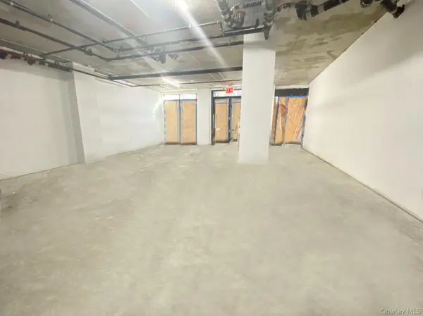 28-09 39th AVE #C, Long Island City, NY 11101