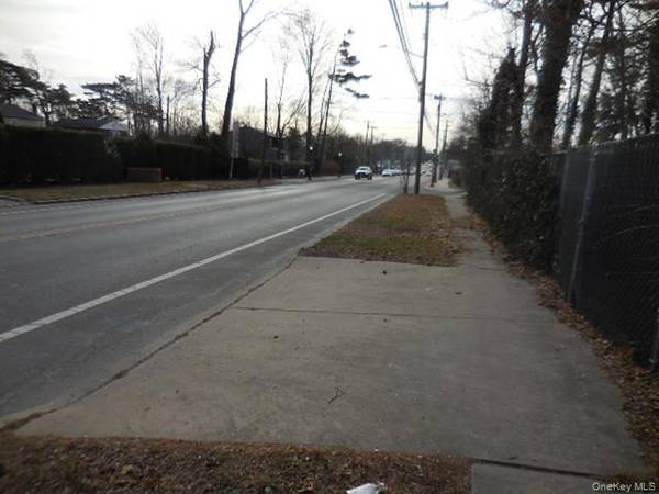 20 Washington AVE, Brentwood, NY 11717