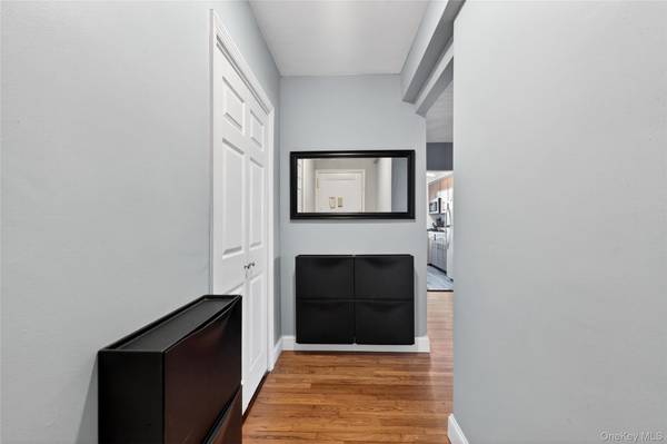 142-21 26th AVE #5D, Flushing, NY 11354