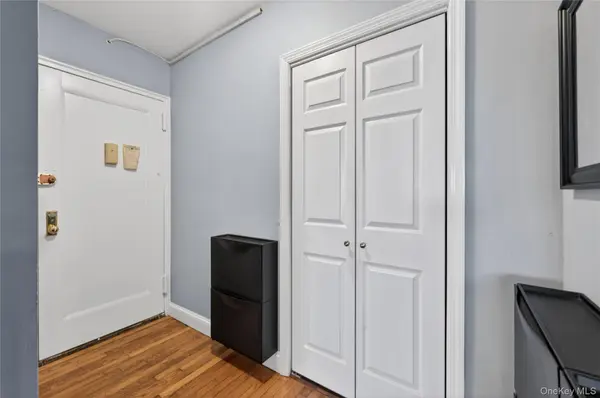 142-21 26th AVE #5D, Flushing, NY 11354