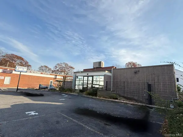 86 Front ST, Hempstead, NY 11550