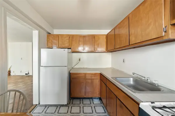 370 Westchester AVE #2N, Port Chester, NY 10573
