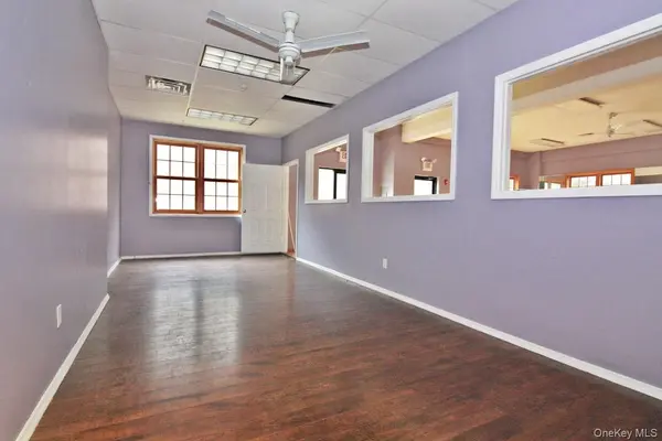 17 Peekskill Hollow RD #office, Putnam Valley, NY 10579