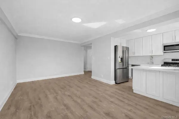 141-37 Union Turnpike #2-O, Flushing, NY 11367