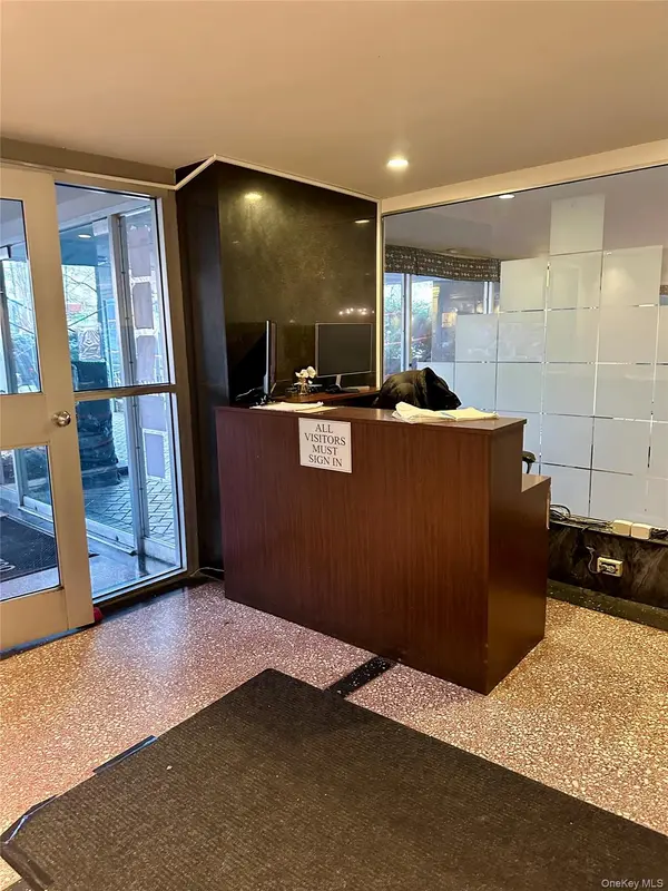 820 ocean Pkwy #404, Brooklyn, NY 11230