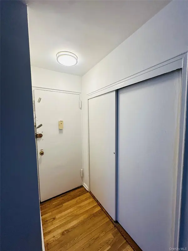 820 ocean Pkwy #404, Brooklyn, NY 11230