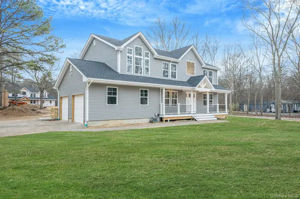 63C Blydenburgh RD, Centereach, NY 11720