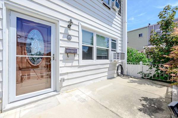 192 Huntington AVE, Bronx, NY 10465
