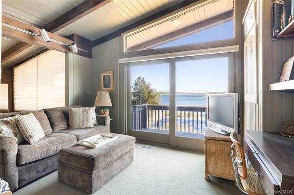 154 W Lake DR, Montauk, NY 11954
