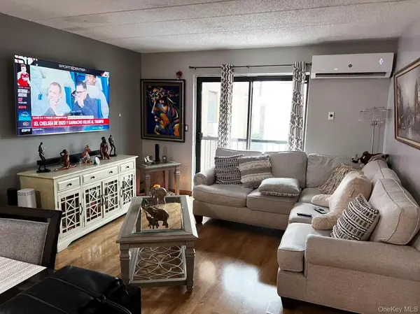 75-22 Parsons BLVD #D3, Fresh Meadows, NY 11366