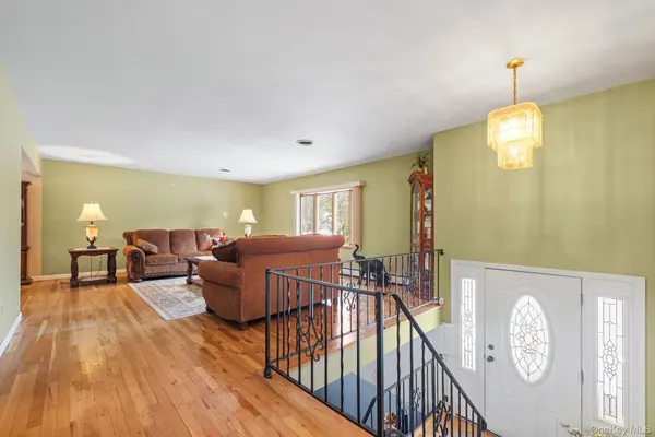38 Haller CRES, Spring Valley, NY 10977