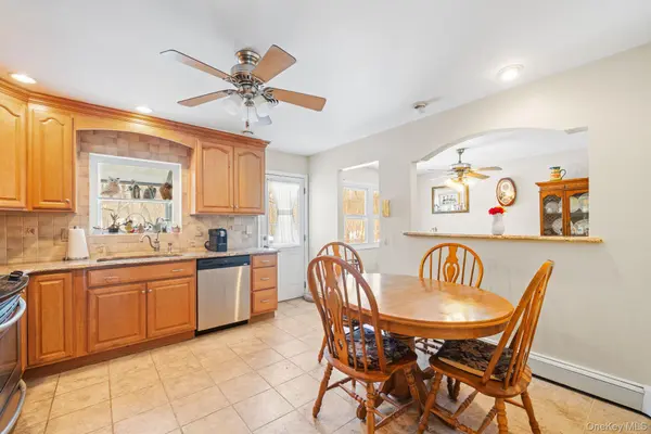 38 Haller CRES, Spring Valley, NY 10977
