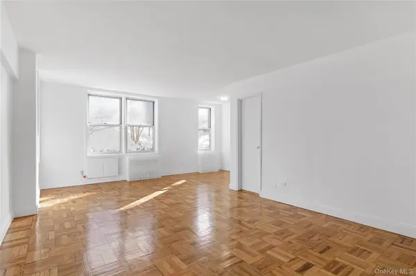 5015 39th ST #1F, Sunnyside, NY 11104