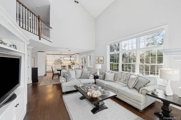 47 Bathing Beach RD, Southampton, NY 11968