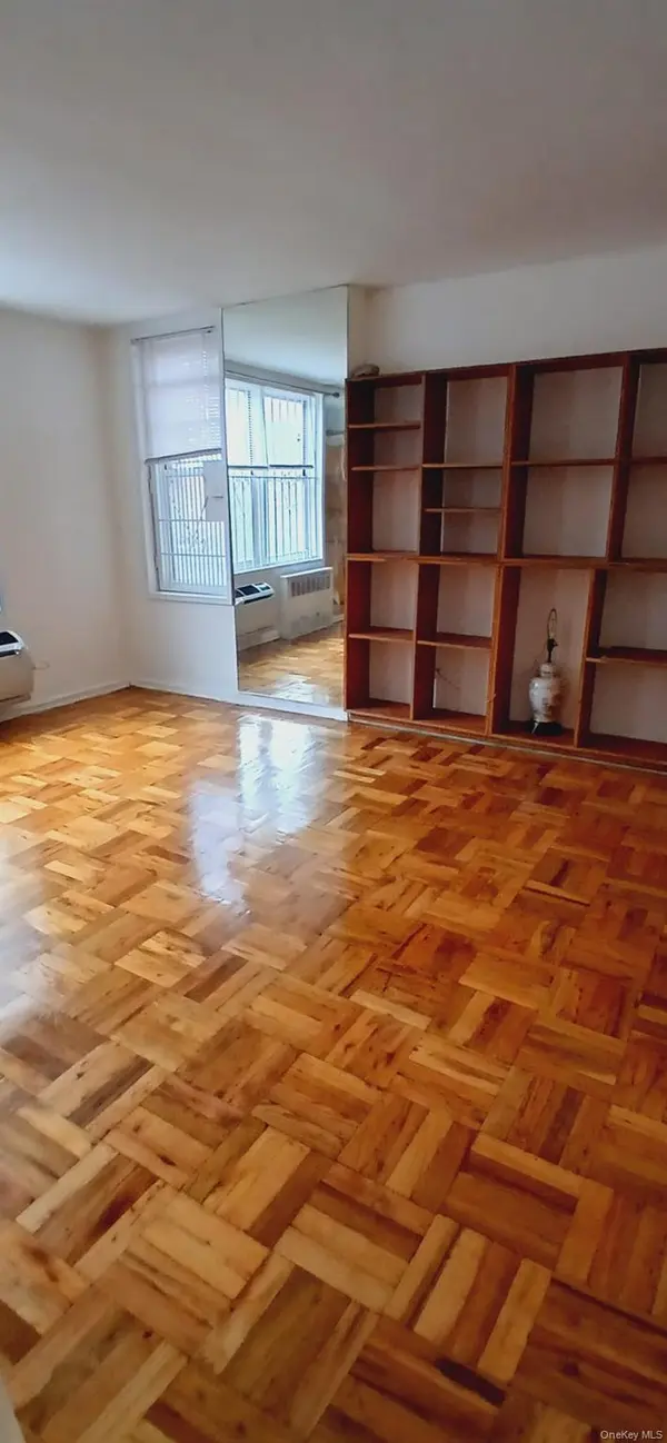 50-15 39th ST #1G, Sunnyside, NY 11104