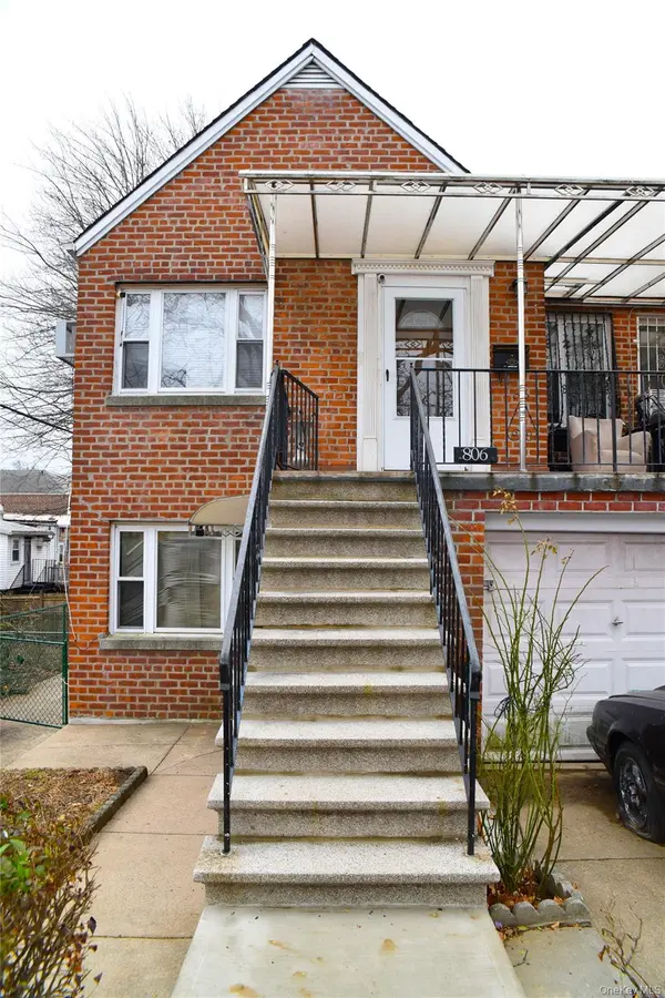 806 Waring AVE, Bronx, NY 10467