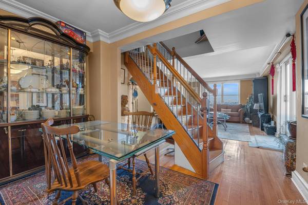 107- 40 Queens BLVD #PH1, Forest Hills, NY 11375