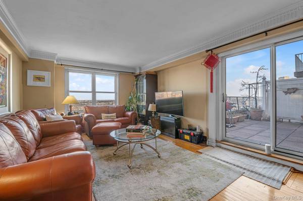 107- 40 Queens BLVD #PH1, Forest Hills, NY 11375