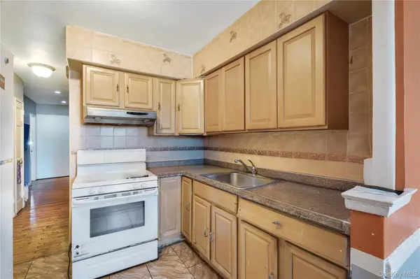 10009 Avenue L, Brooklyn, NY 11236