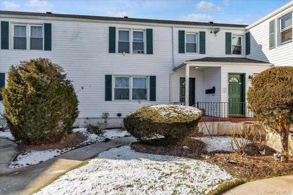 494 S Ocean AVE #1M, Freeport, NY 11520