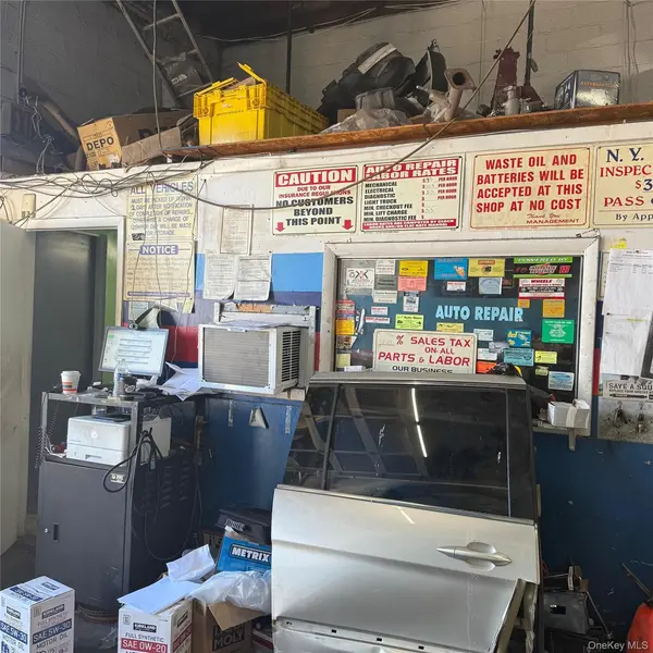 103 12 101 ST, Ozone Park, NY 11417