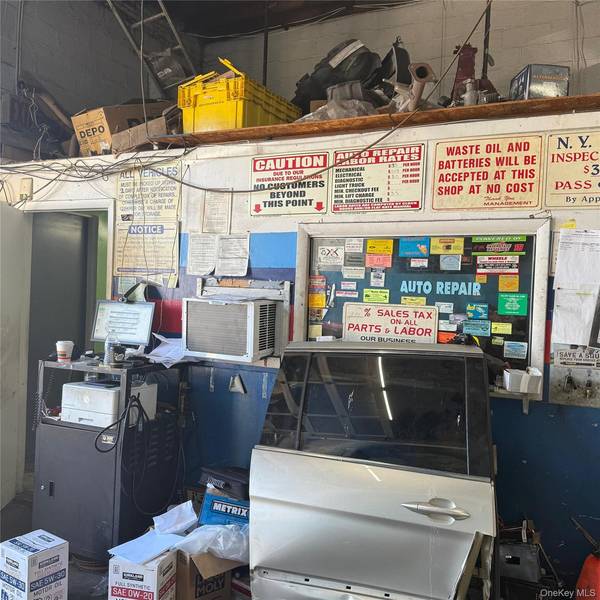 103 12 101 ST, Ozone Park, NY 11417