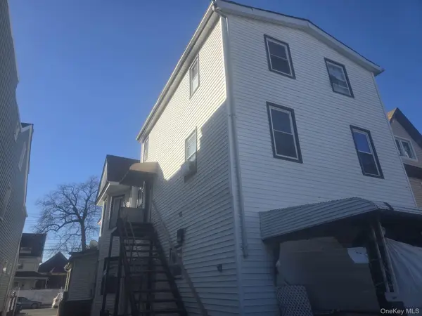 97-19 120th ST, Richmond Hill, NY 11419