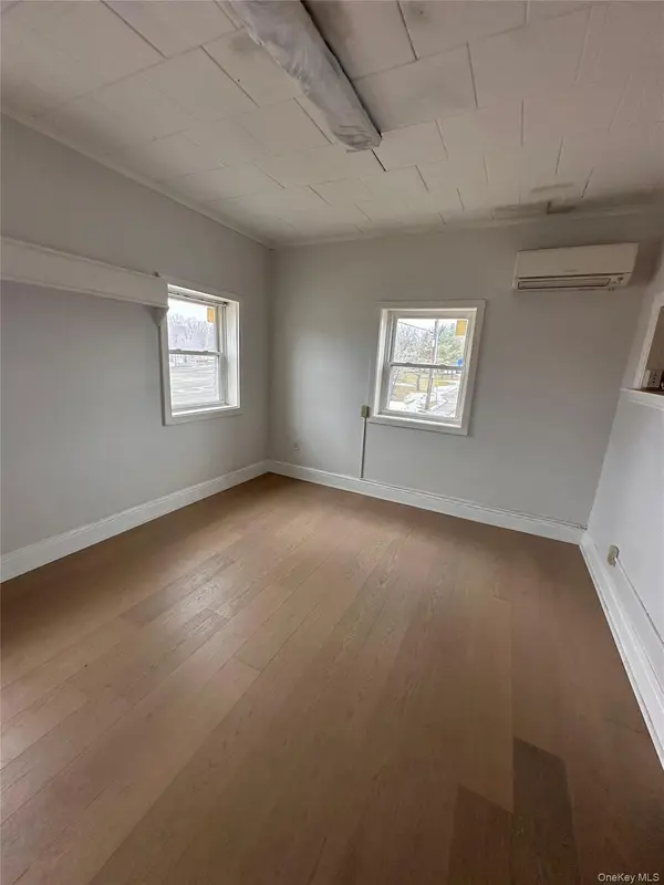 611 Arlington TPKE, Poughkeepsie, NY 12603