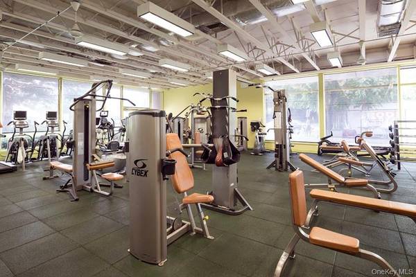 5700 Arlington AVE #6G, Bronx, NY 10471