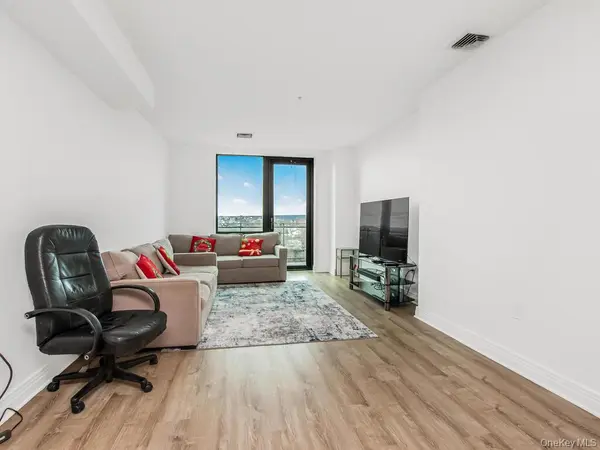 701 Ridge Hill BLVD #11C, Yonkers, NY 10710
