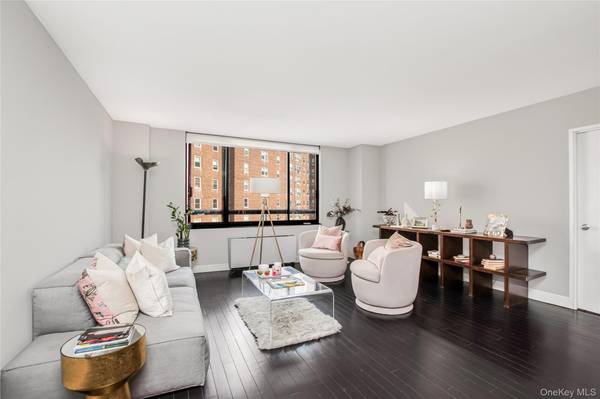 2287 Johnson AVE #10C, Bronx, NY 10463