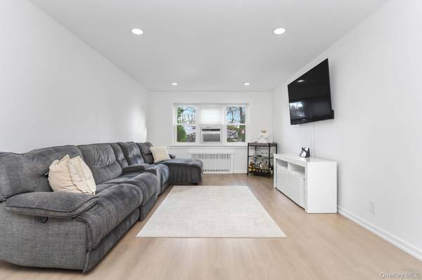 450 Pelham RD #1C, New Rochelle, NY 10805