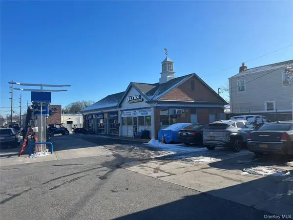 104 Franklin AVE, Valley Stream, NY 11580