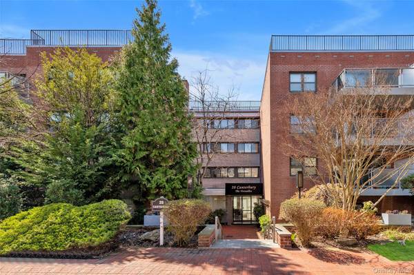 20 Canterbury RD #2C, Great Neck, NY 11021