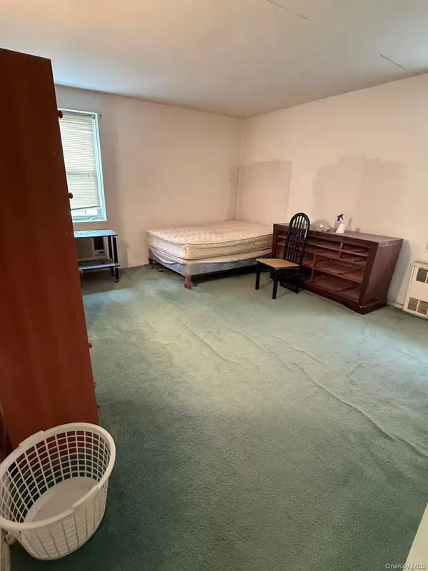9230 56 AVE #6C, Elmhurst, NY 11373