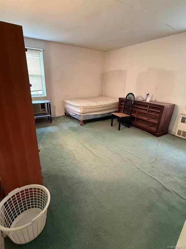 9230 56 AVE #6C, Elmhurst, NY 11373