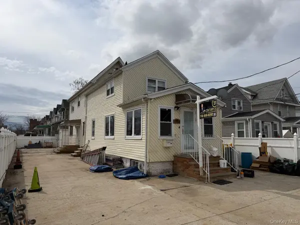 14018 Foch BLVD, Jamaica, NY 11436