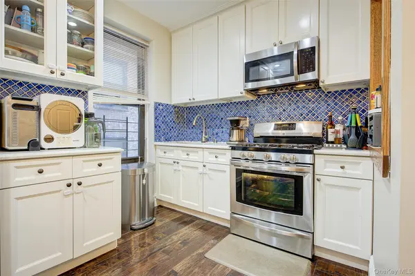 91-10 34th AVE #3D, Jackson Heights, NY 11372