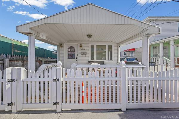 131-23 140th ST, Jamaica, NY 11436