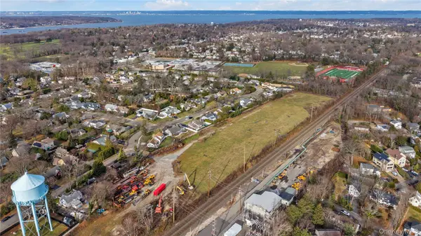 Address not disclosed, Glen Head, NY 11545
