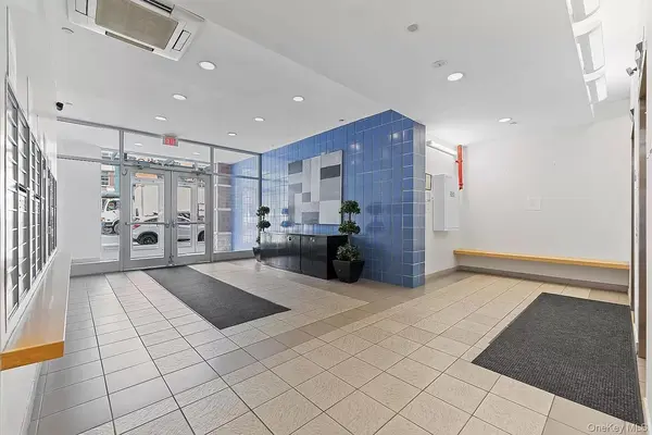 3044 3rd AVE #5G, Bronx, NY 10451
