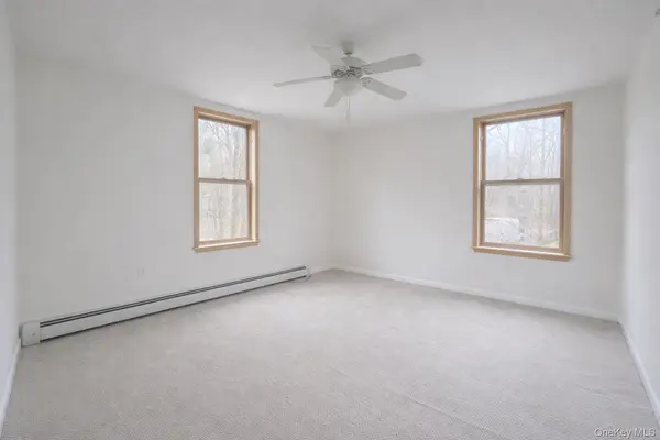 21 Stanton Corner RD #5, Swan Lake, NY 12783