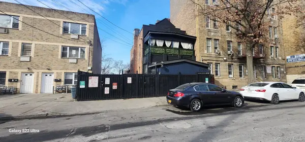 2759 Kingsbridge TER, Bronx, NY 10463