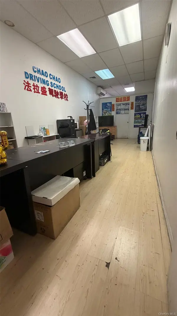 4114 Main ST #2nd Floor, Flushing, NY 11355