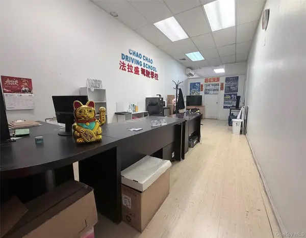 4114 Main ST #2nd Floor, Flushing, NY 11355