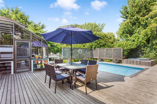 92 Teal WALK, Fire Island Pines, NY 11782