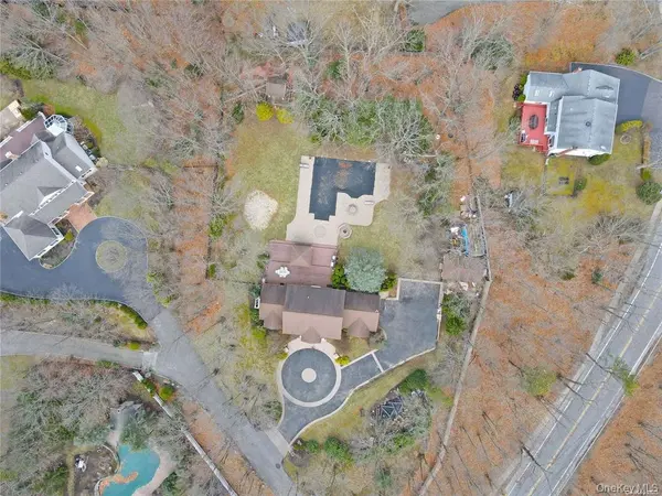 180 Miller Place RD, Miller Place, NY 11764