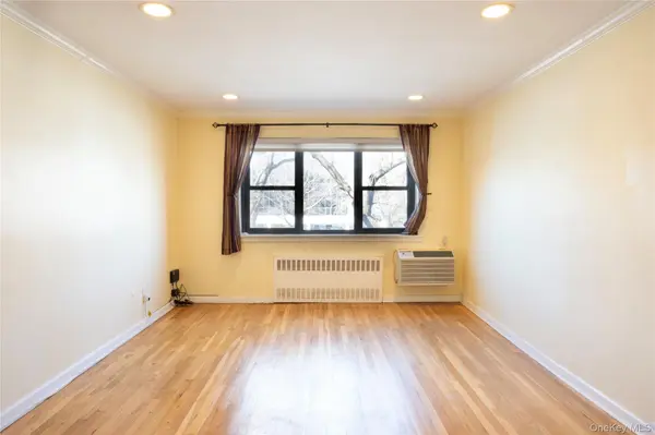 50 Brompton RD #2H, Great Neck, NY 11021