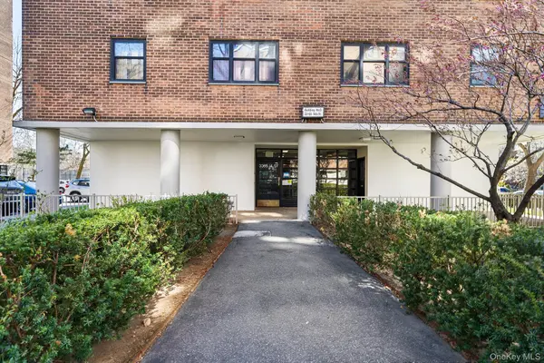 33-65 14th ST #8C, Astoria, NY 11106